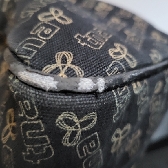 TNA Hand Bag - Picture 2 of 6